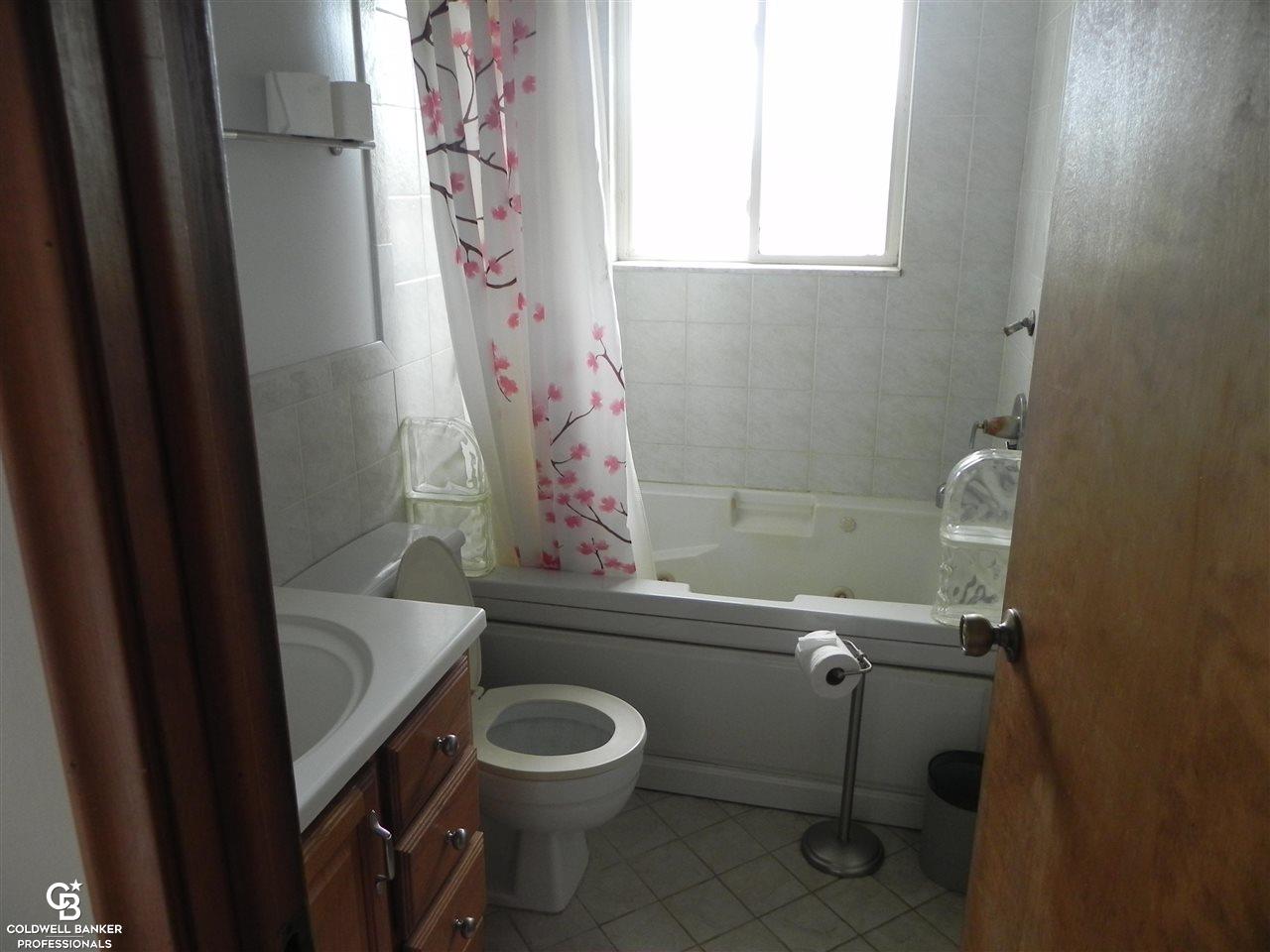 12100 Dunn Road Memphis, MI 48041 - Photo 16 of 31 50046867-20.JPG