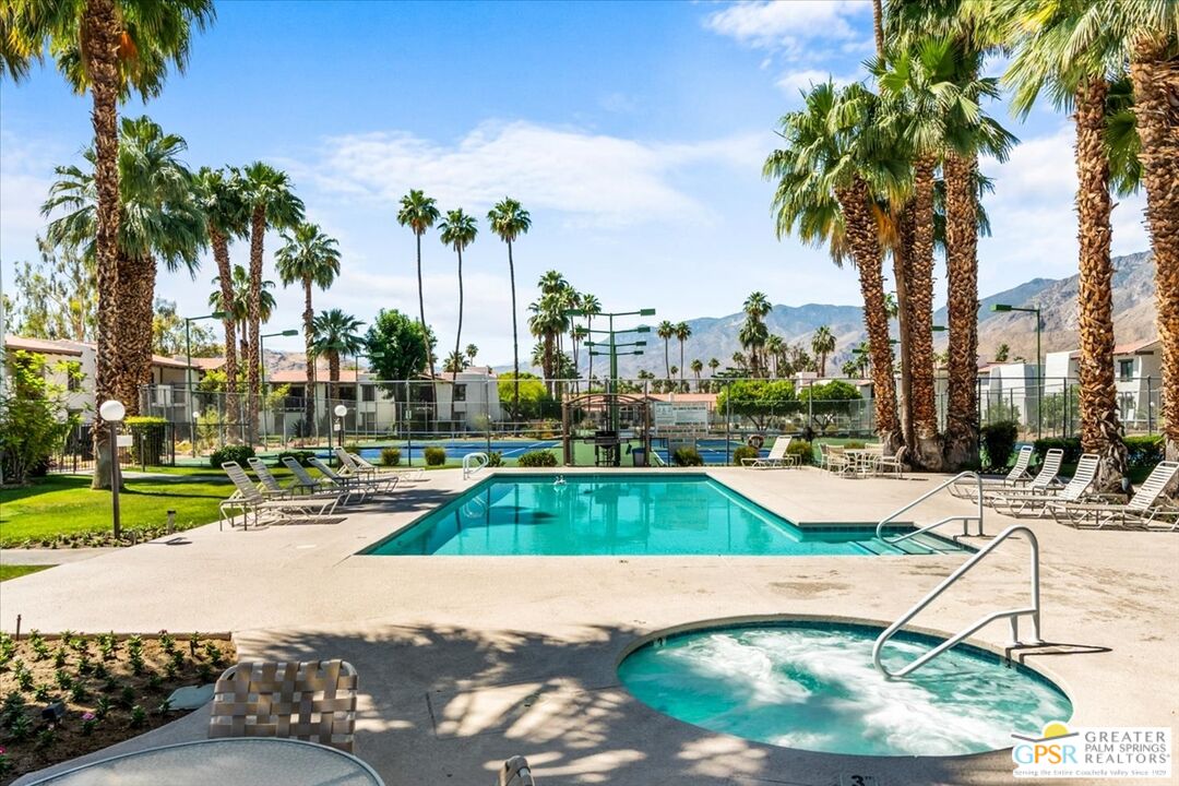 1050 Ramon Road, Unit 15 Palm Springs, CA 92264 - Photo 30 of 33