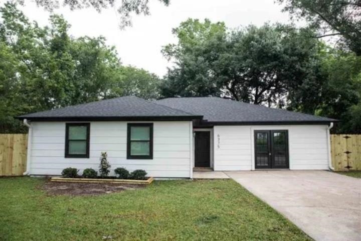6375 R F D Road Beaumont, TX 77713 - Photo 1 of 14