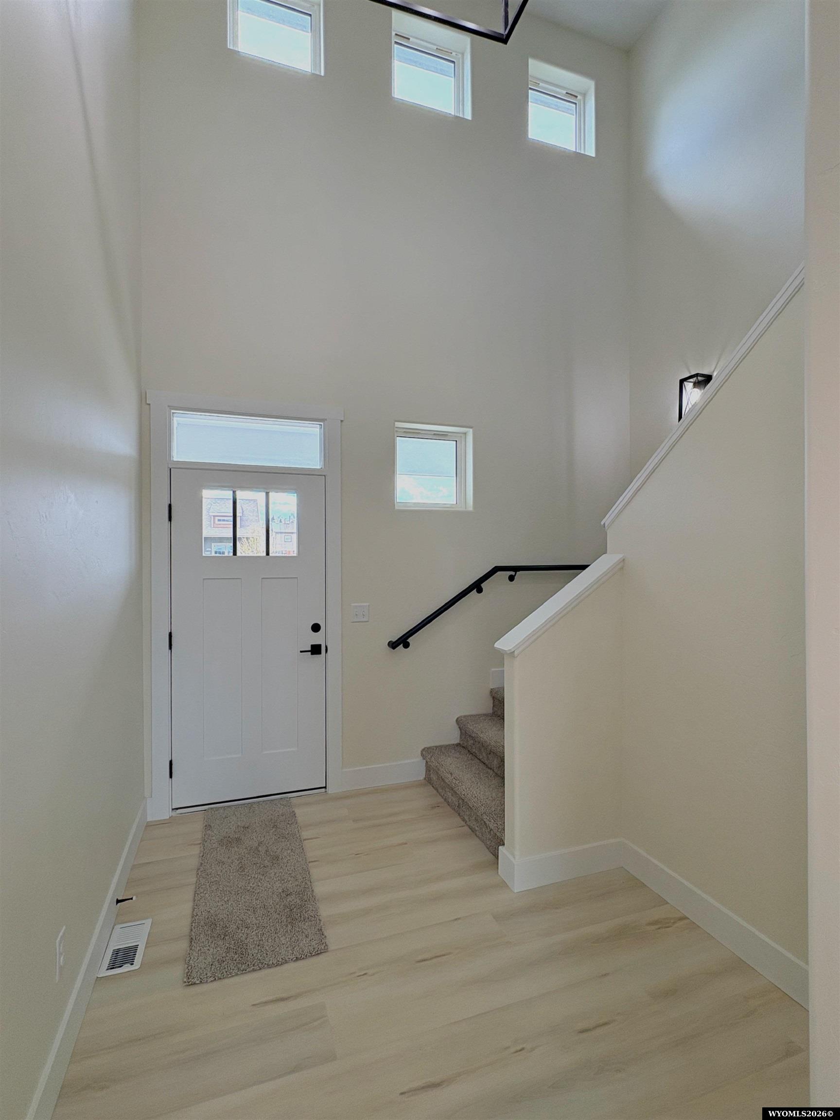 2431 Mercy Lane Casper, WY 82609 - Photo 8 of 22