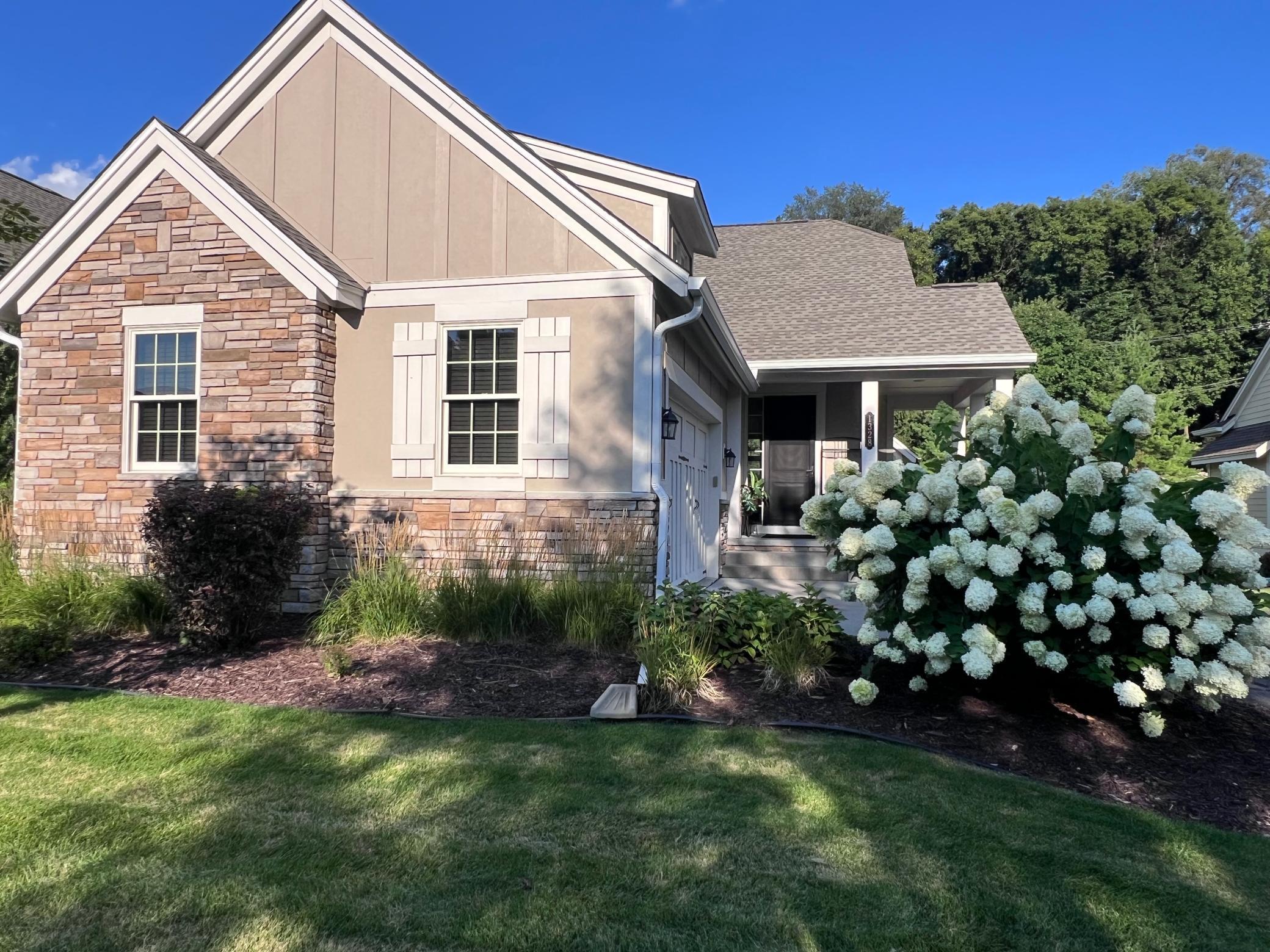 1328 Riverside Lane Mendota Heights, MN 55118 - Photo 1 of 1 Gallery Image 1