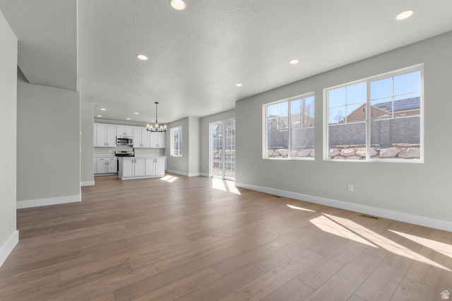 942 South Tanner Road Santaquin, UT 84655 - Photo 8 of 24