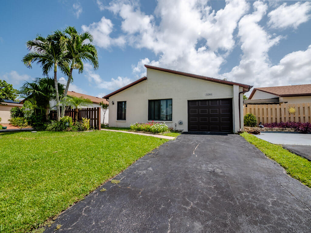 5246 Minto Road Boynton Beach, FL 33472 - Photo 3 of 32 photos (22 of 24)