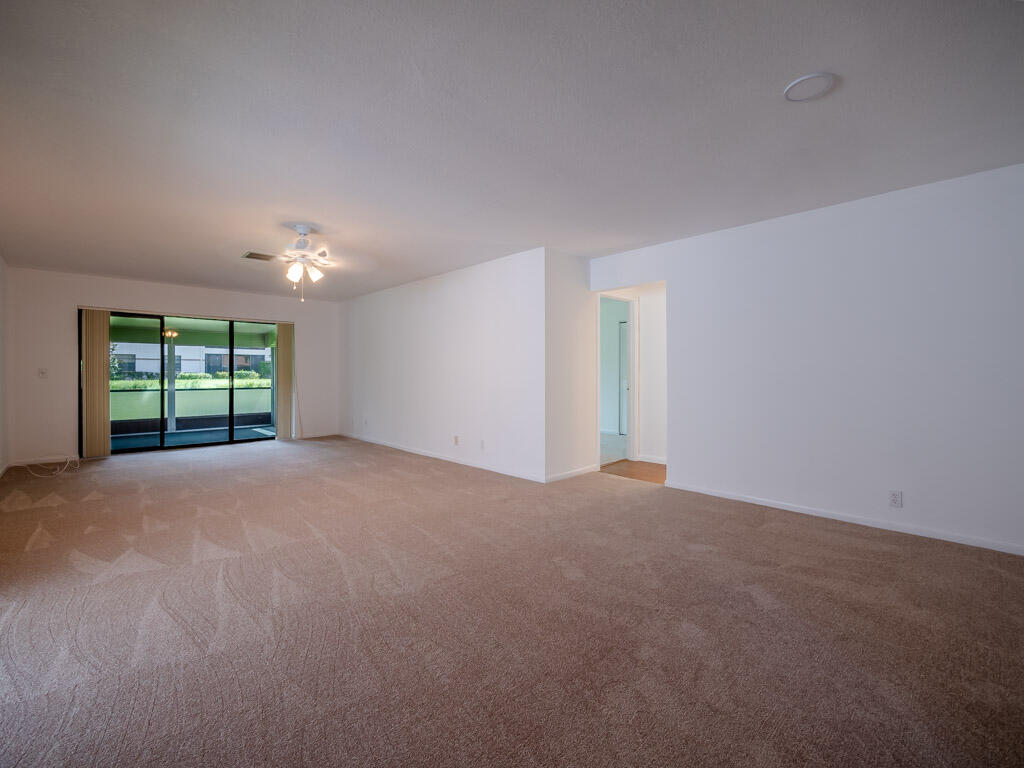 5246 Minto Road Boynton Beach, FL 33472 - Photo 9 of 32 photos (13 of 24)