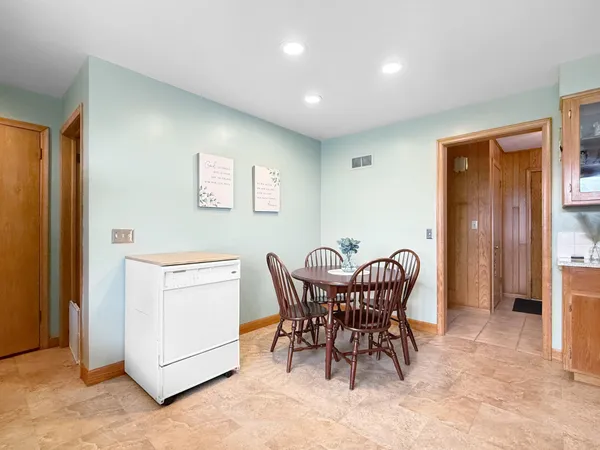 $229,900 | 873 South Hampton Street, Fairmont, MN 56031