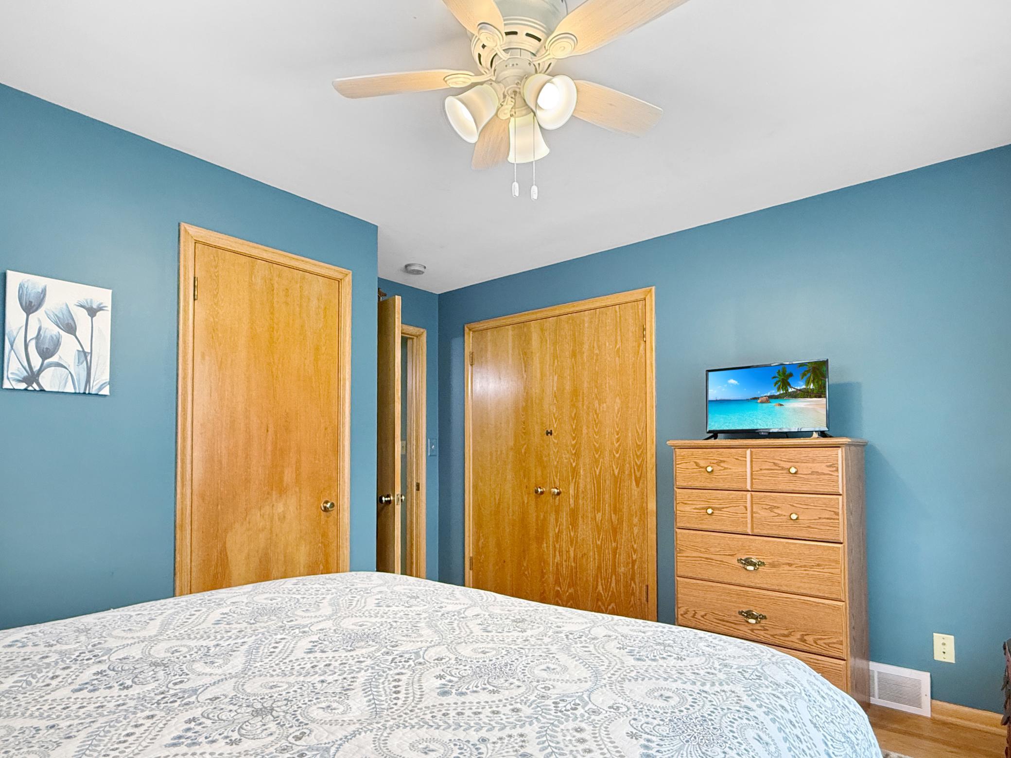 873 South Hampton Street Fairmont, MN 56031 - Photo 15 of 39