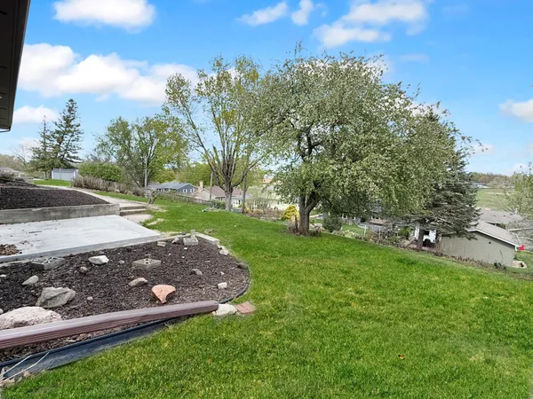 $229,900 | 873 South Hampton Street, Fairmont, MN 56031