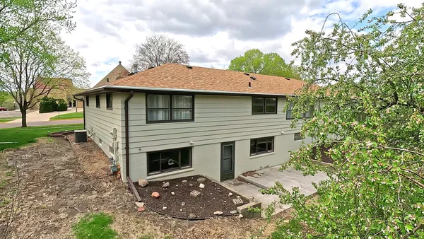 $229,900 | 873 South Hampton Street, Fairmont, MN 56031