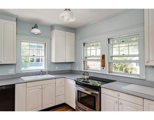 7 Plainfield Street Lexington, MA 02421 - Photo 8 of 18 Gallery Image 8