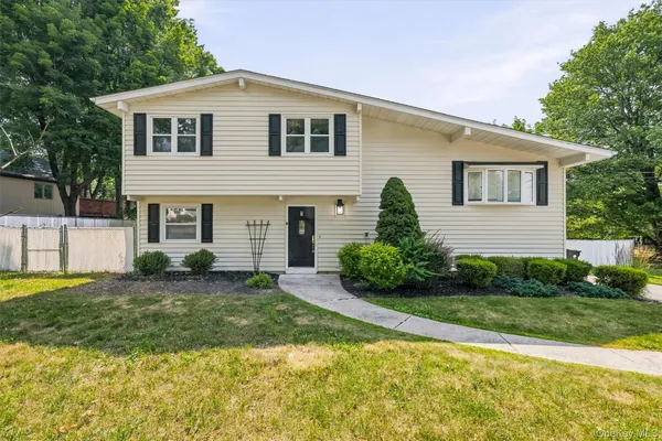 $495,000 | 7 Elmwood Drive, Goshen, NY 10924