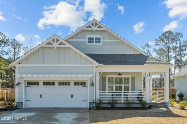$2,400 | 152 Streambed Way, Hampstead, NC 28443