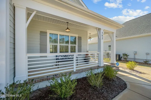 $2,400 | 152 Streambed Way, Hampstead, NC 28443