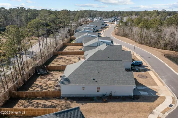 $2,400 | 152 Streambed Way, Hampstead, NC 28443
