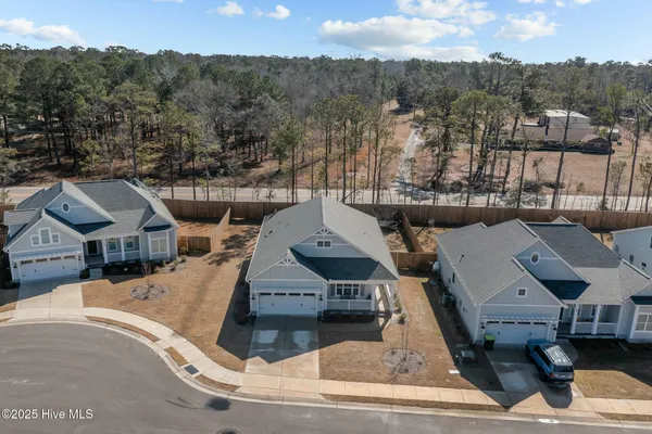 $2,400 | 152 Streambed Way, Hampstead, NC 28443