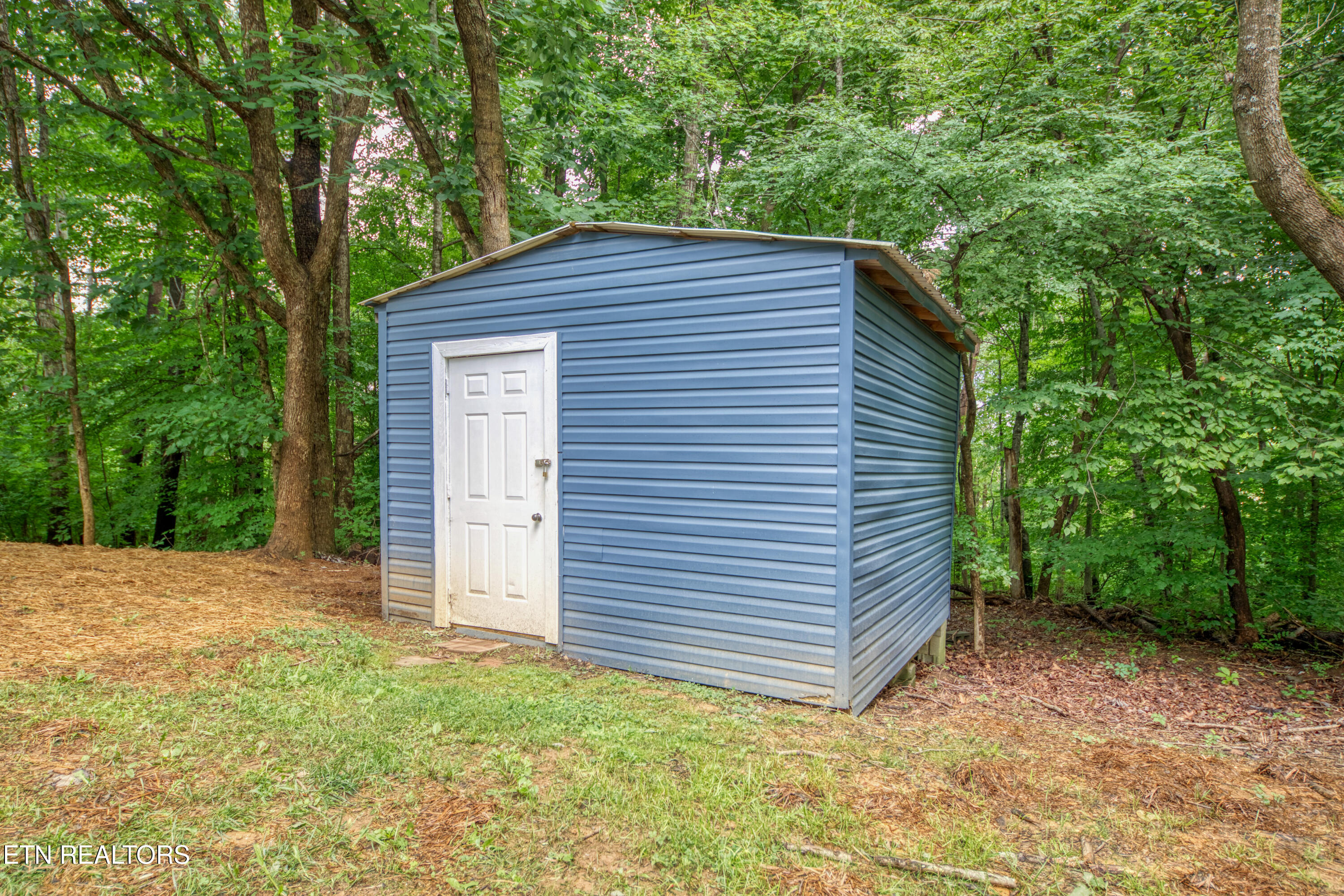 1116 Middle Ridge Road Sevierville, TN 37862 - Photo 30 of 39 0H3A9675_24