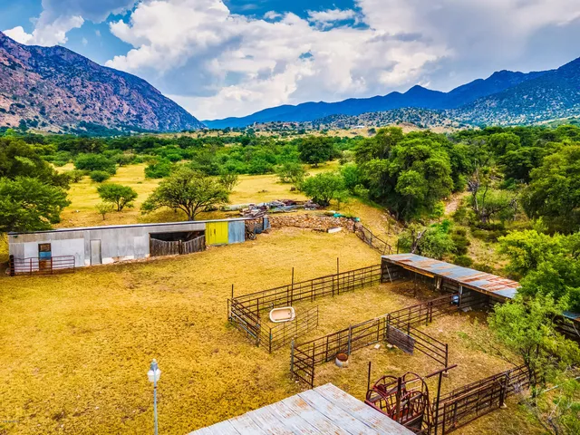 $1,720,000 | 3791 Highway 80, Bisbee, AZ 85603