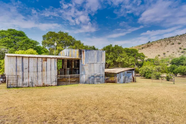 $1,720,000 | 3791 Highway 80, Bisbee, AZ 85603