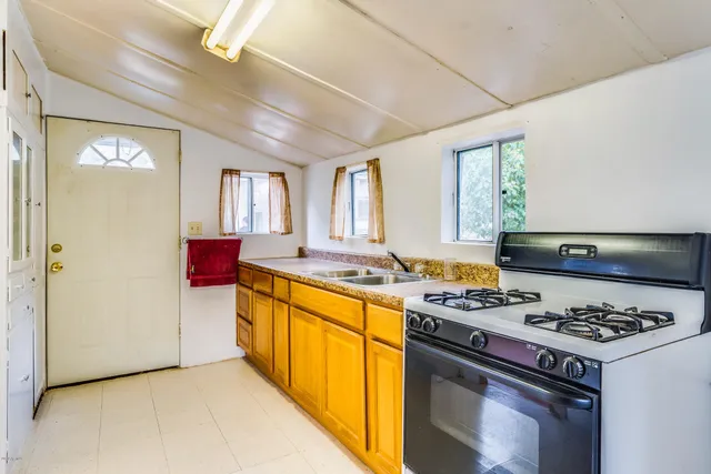 $1,720,000 | 3791 Highway 80, Bisbee, AZ 85603