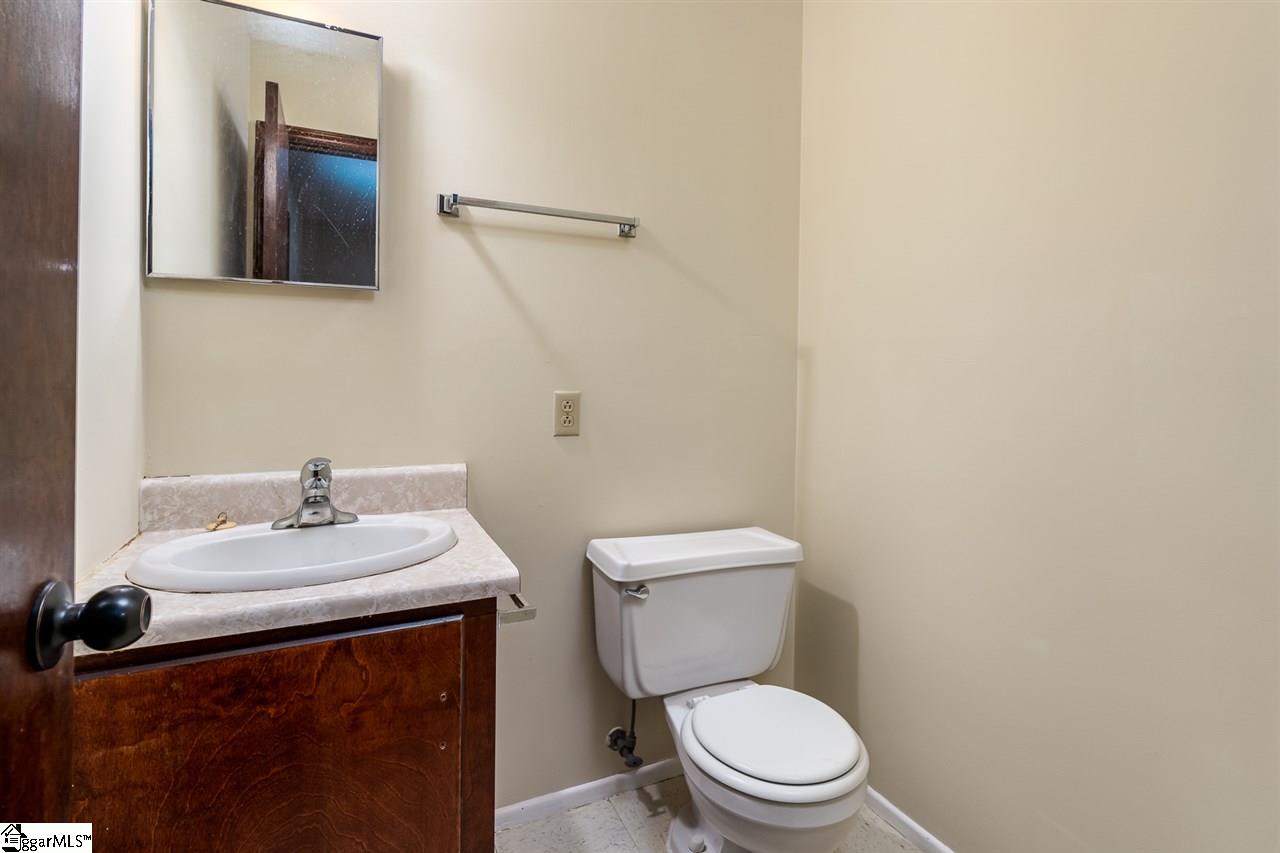 715 East Calhoun Street Anderson, SC 29621 - Photo 19 of 26