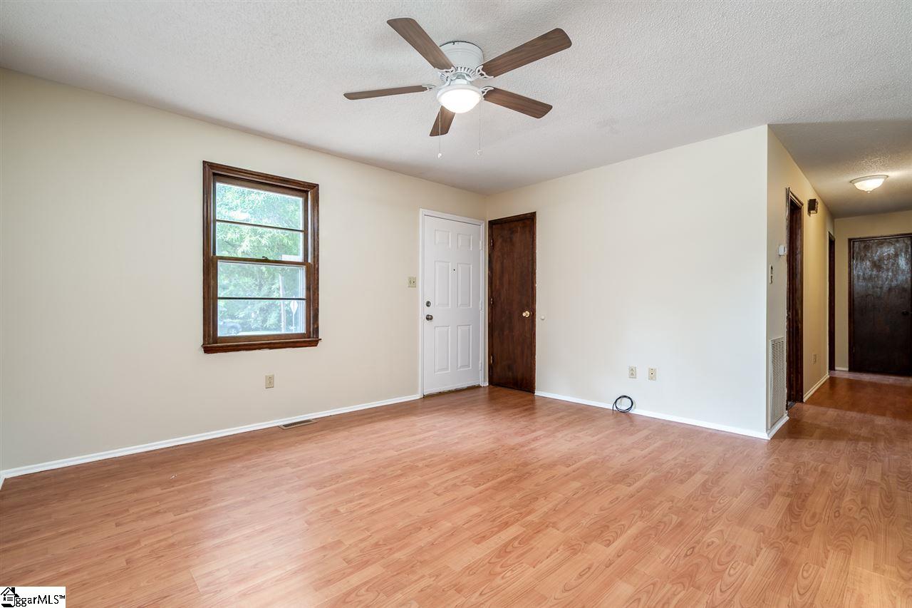 715 East Calhoun Street Anderson, SC 29621 - Photo 7 of 26