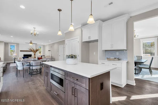 $925,000 | 72 Saltspray Drive, Forked River, NJ 08731