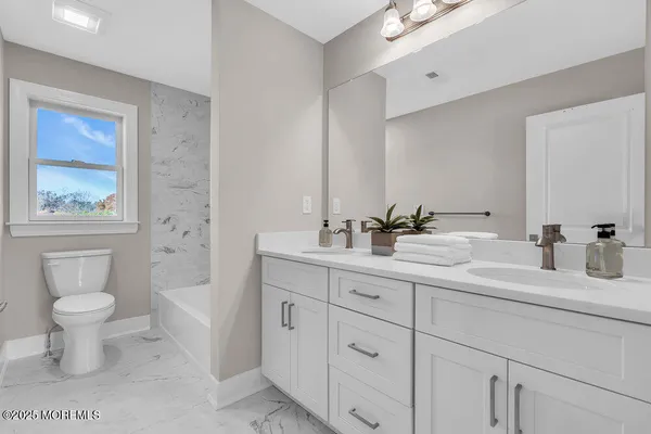 $925,000 | 72 Saltspray Drive, Forked River, NJ 08731