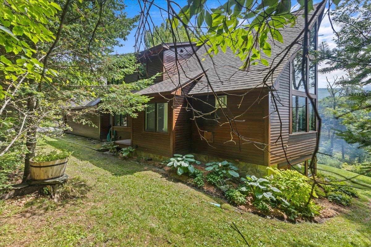 1653 Plunkton Road Warren, VT 05674 - Photo 4 of 40