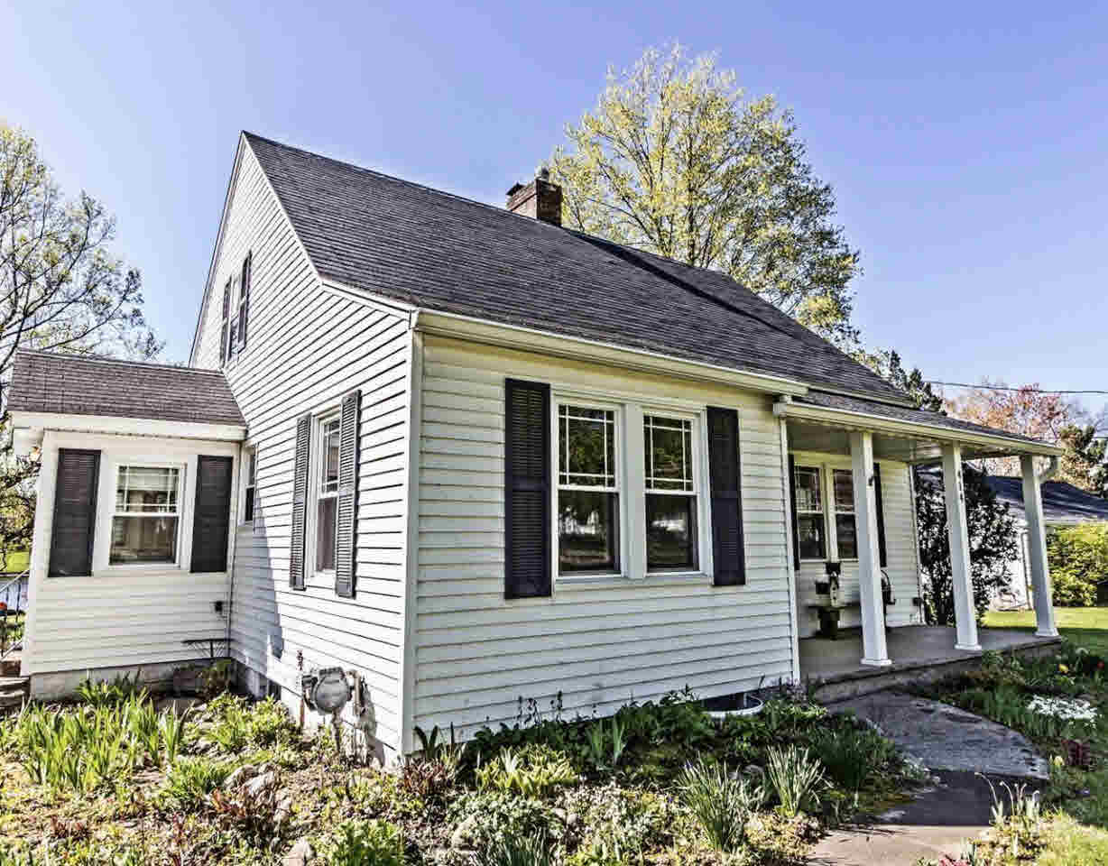 414 Riverside Drive Linden, MI 48451 - Photo 37 of 40 21291023-36.JPG