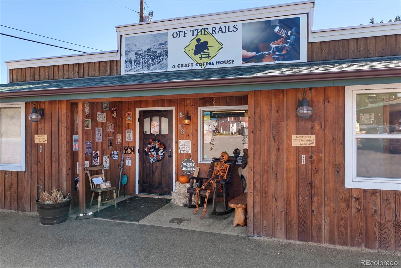 5720 County Road 64, Unit 101A Bailey, CO 80421 - Photo 45 of 46 a view of a hallway with a elevator