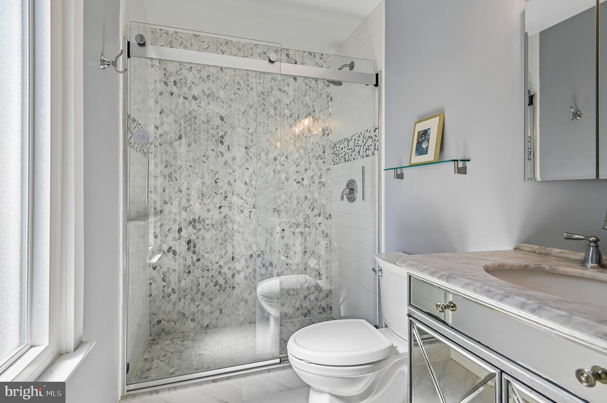 2654 Ogleton Road Annapolis, MD 21403 - Photo 19 of 47 Beautifully renovated bath in primary bedroom