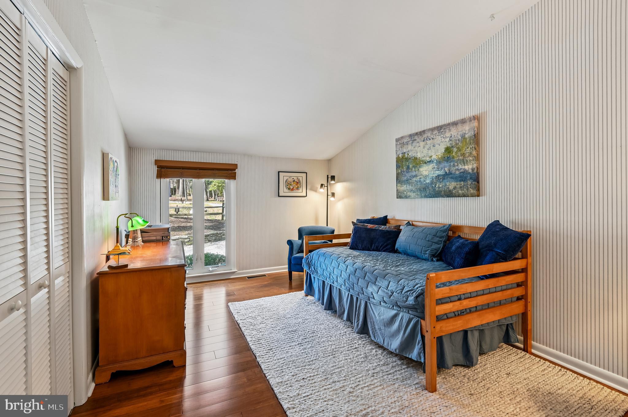 2654 Ogleton Road Annapolis, MD 21403 - Photo 22 of 47 Main level bedroom or office