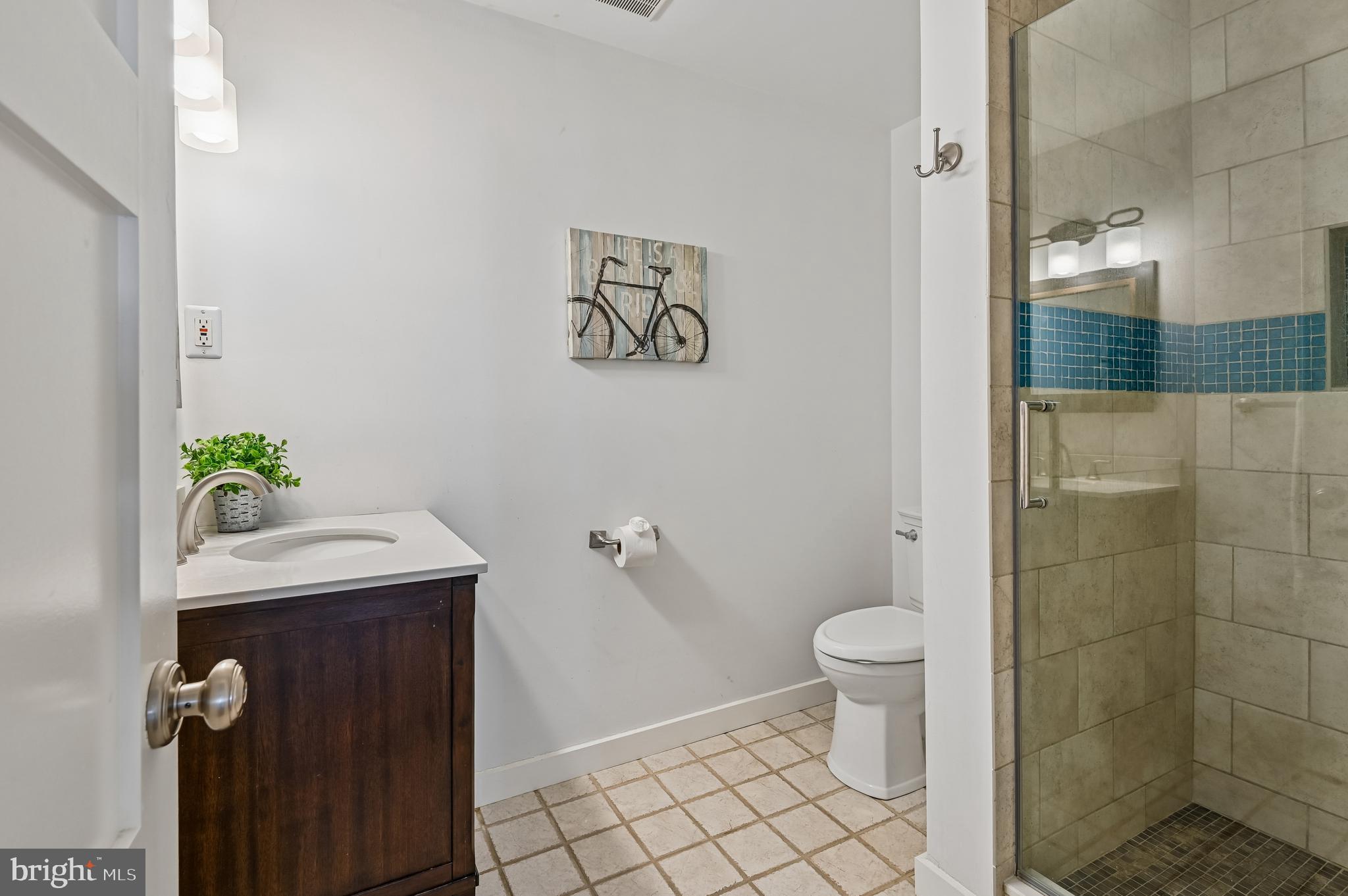 2654 Ogleton Road Annapolis, MD 21403 - Photo 31 of 47 Lower level bathroom