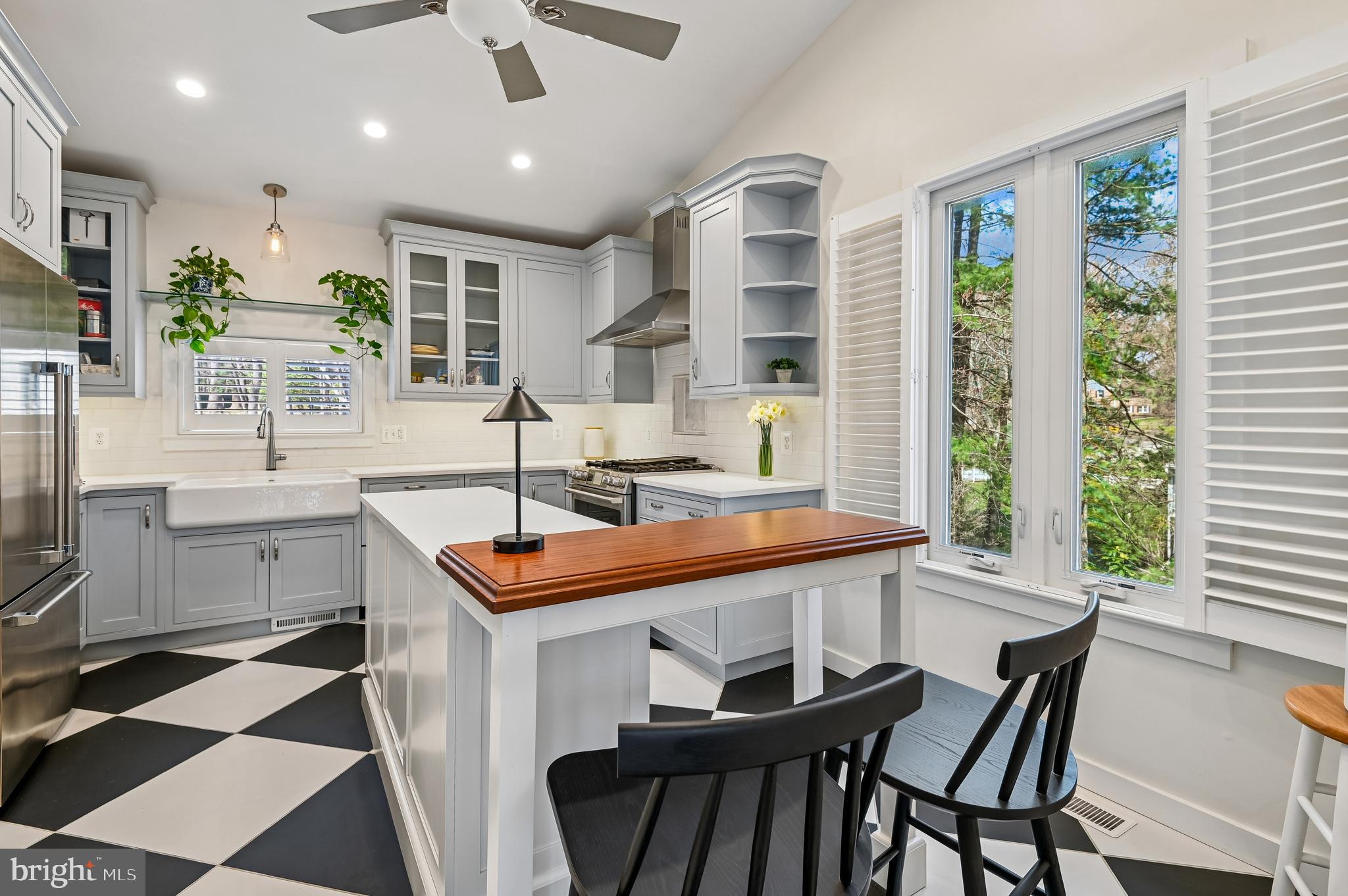 2654 Ogleton Road Annapolis, MD 21403 - Photo 10 of 47 Stunning gourmet kitchen