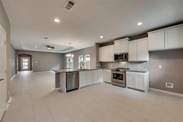 $2,900 | 2507 South Ewing Avenue, Dallas, TX 75216