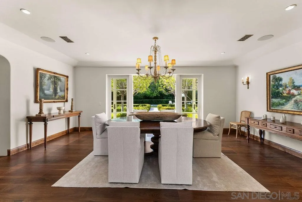 5406 Calzada Del Bosque Rancho Santa Fe, CA 92067 - Photo 4 of 10