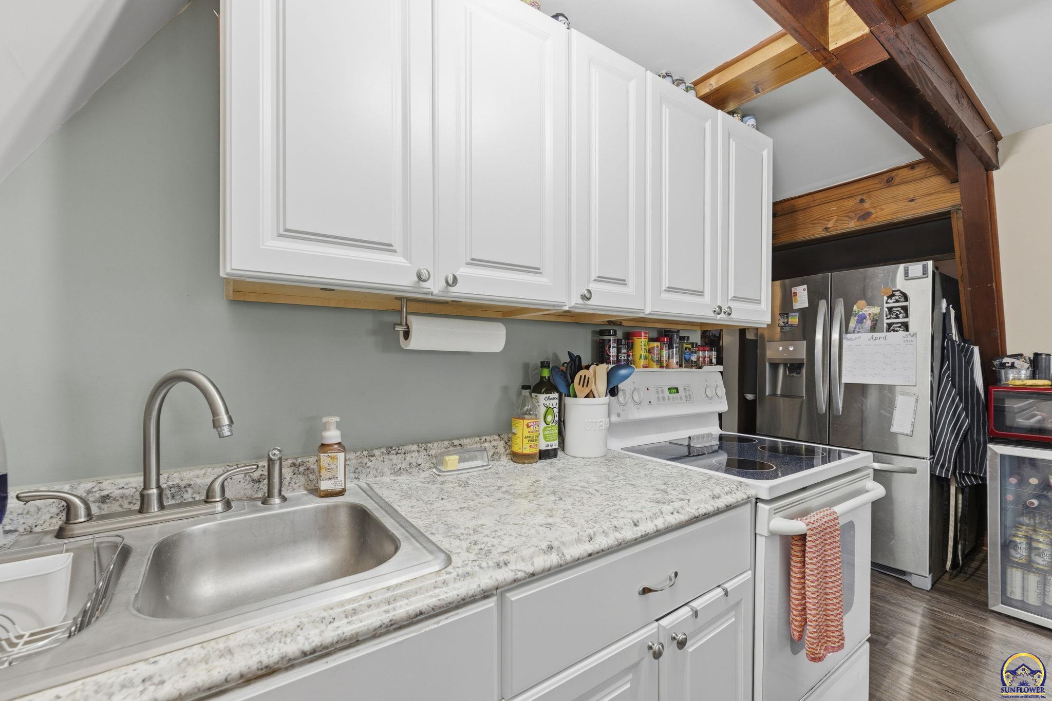 2314 Dragoon Lane Vassar, KS 66543 - Photo 9 of 38