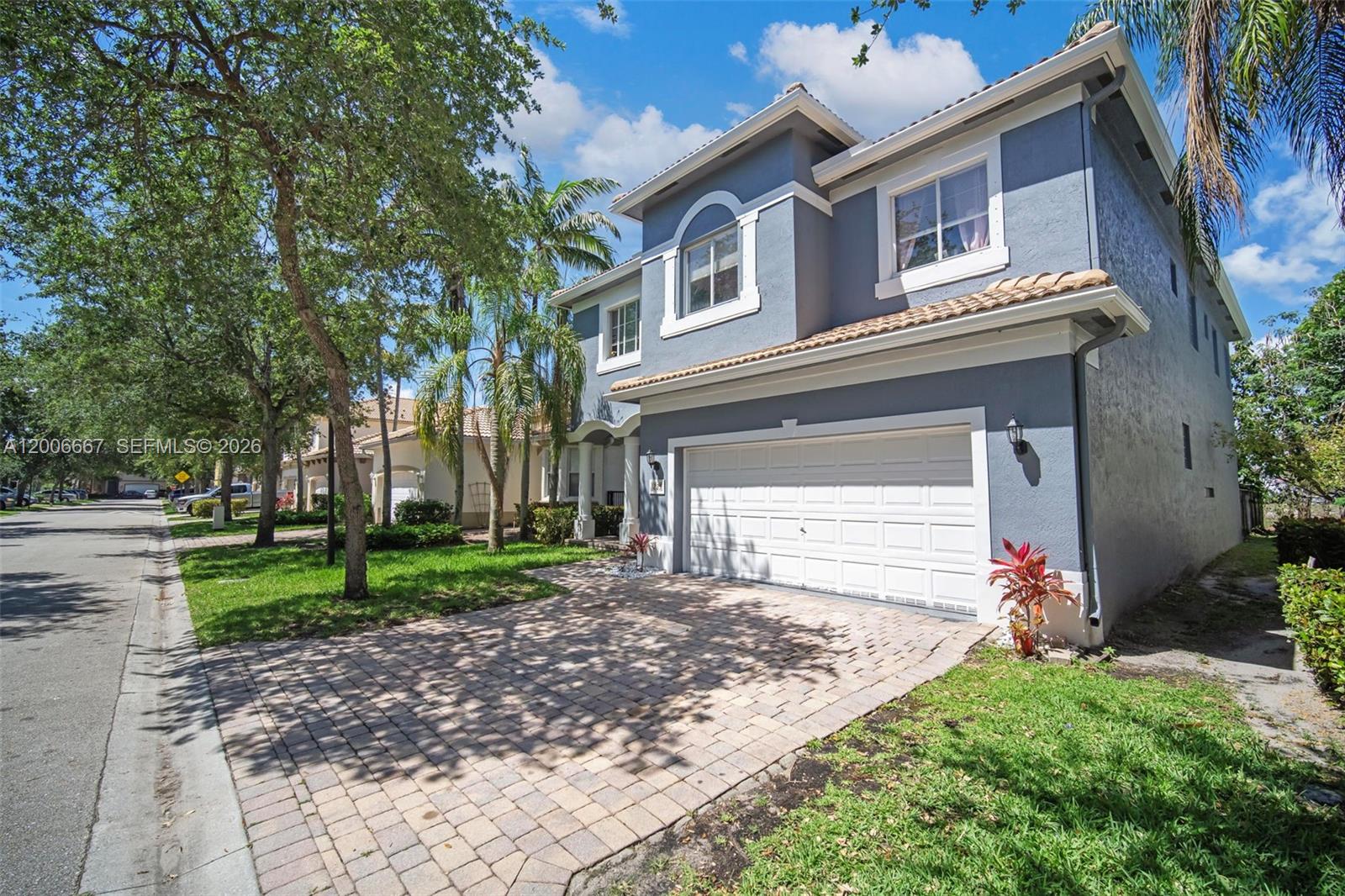 1225 Rose Gate Boulevard Riviera Beach, FL 33404 - Photo 3 of 31