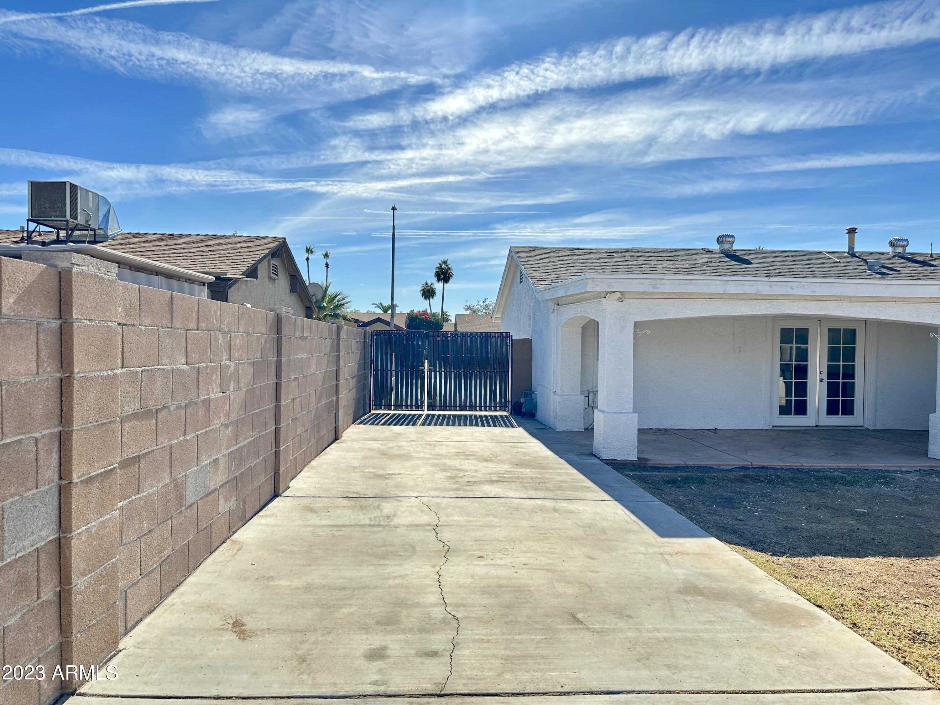 6242 West Coronado Road Phoenix, AZ 85035 - Photo 29 of 41 RV Parking Slab