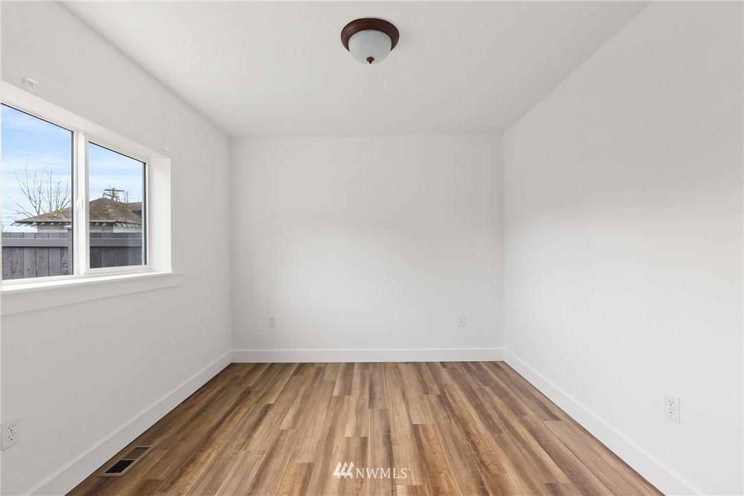 79 Southwest 11th Street Chehalis, WA 98532 - Photo 22 of 27 Gallery Image 22