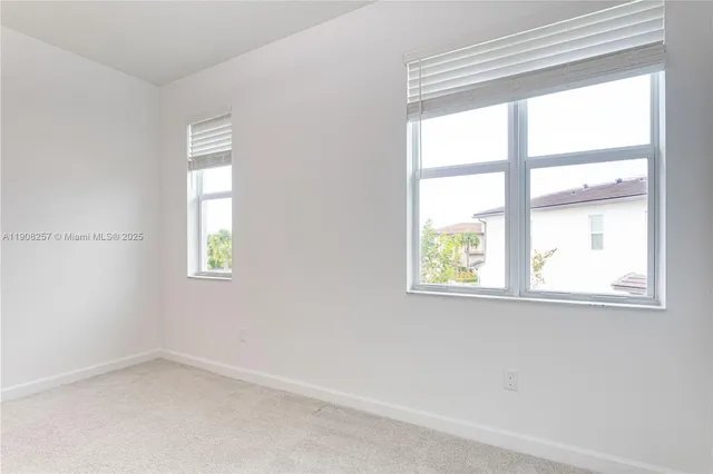 $3,650 | 4830 Navali Drive, Unit 4830, Lake Worth, FL 33467