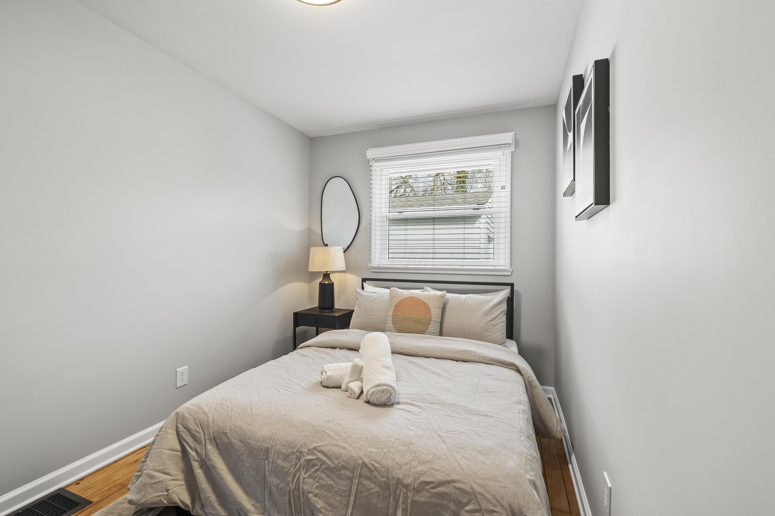 712 Garden Road Columbus, OH 43214 - Photo 20 of 31 26-bedroom 2