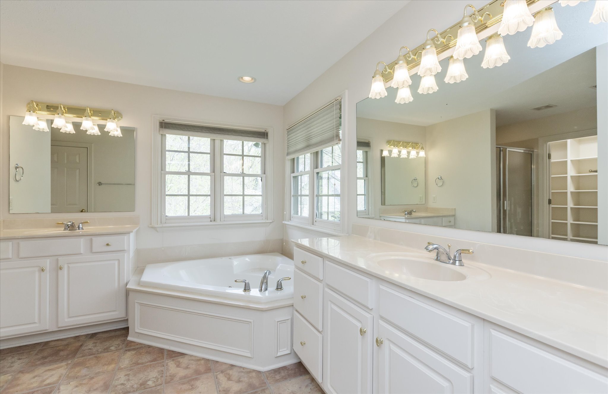 8113 Sargent Ridge Indianapolis, IN 46256 - Photo 36 of 61 Gallery Image 36