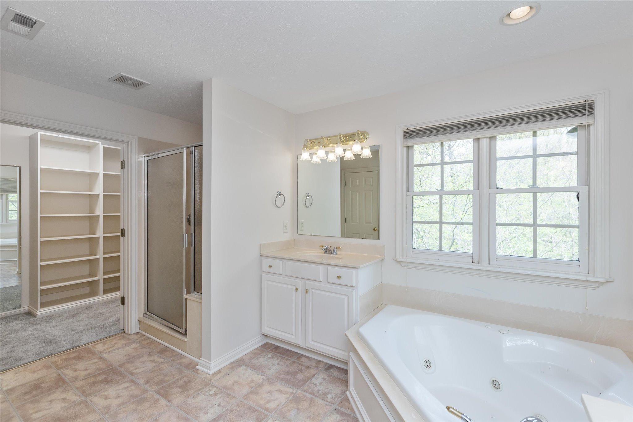 8113 Sargent Ridge Indianapolis, IN 46256 - Photo 37 of 61 Gallery Image 37