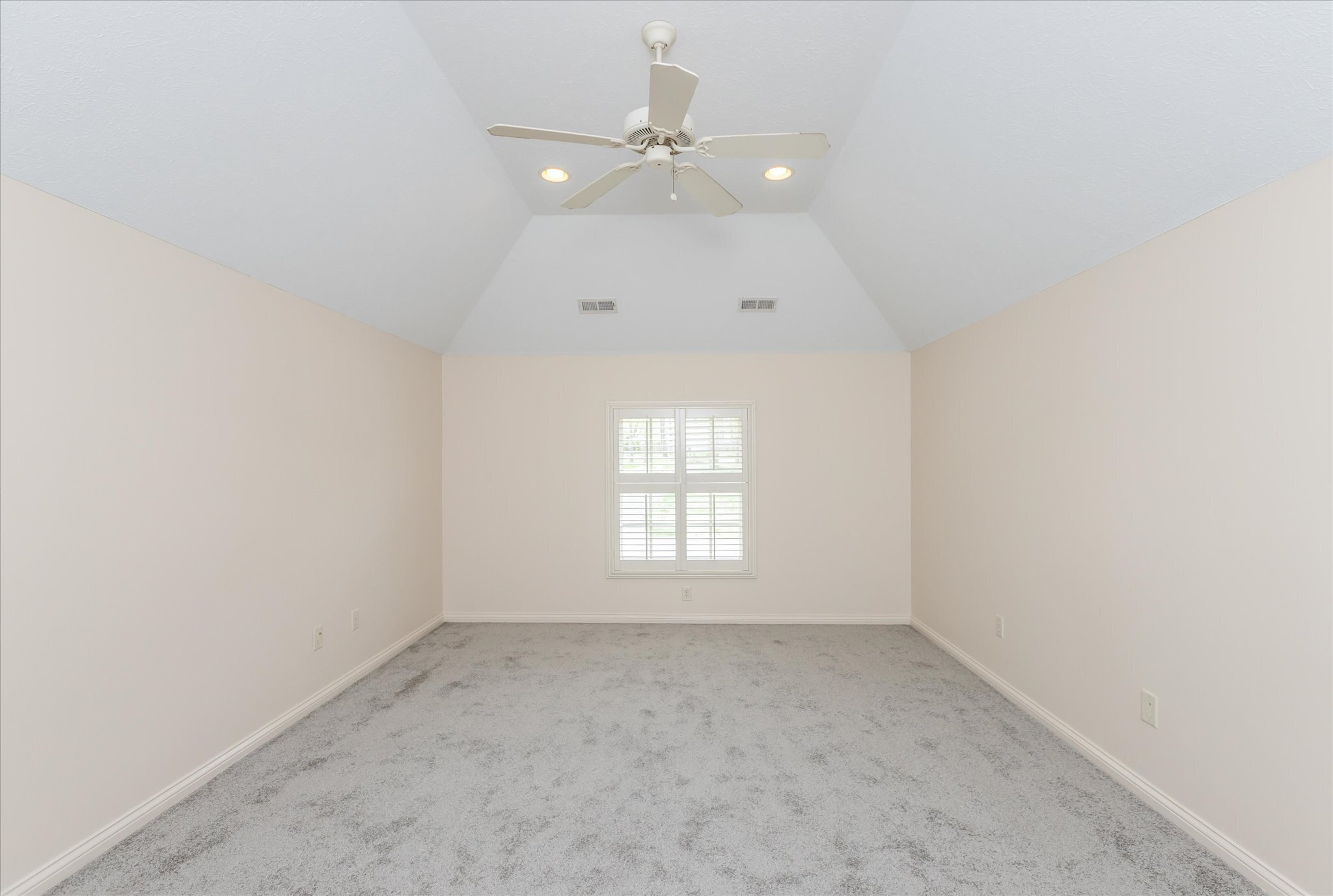 8113 Sargent Ridge Indianapolis, IN 46256 - Photo 39 of 61 Gallery Image 39