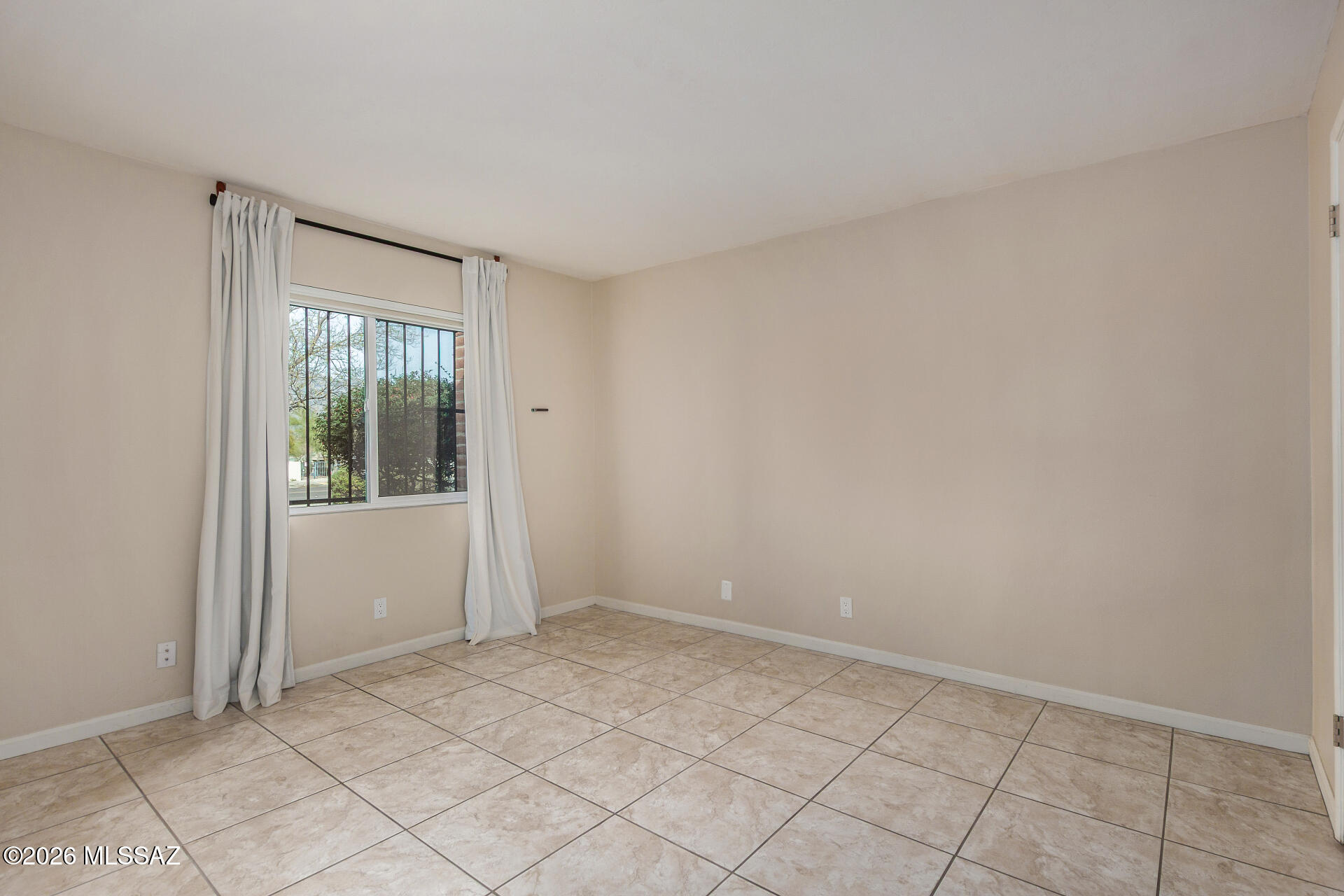 4386 East Fort Lowell Road Tucson, AZ 85712 - Photo 17 of 33 Gallery Image 17