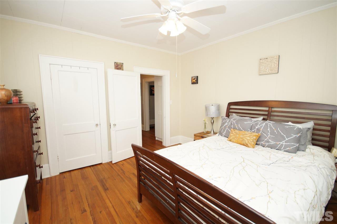 2925 Chapel Hill Road Durham, NC 27707 - Photo 16 of 25 Gallery Image 16