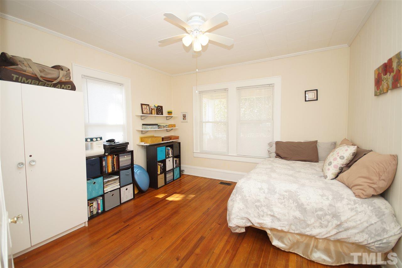 2925 Chapel Hill Road Durham, NC 27707 - Photo 17 of 25 Gallery Image 17