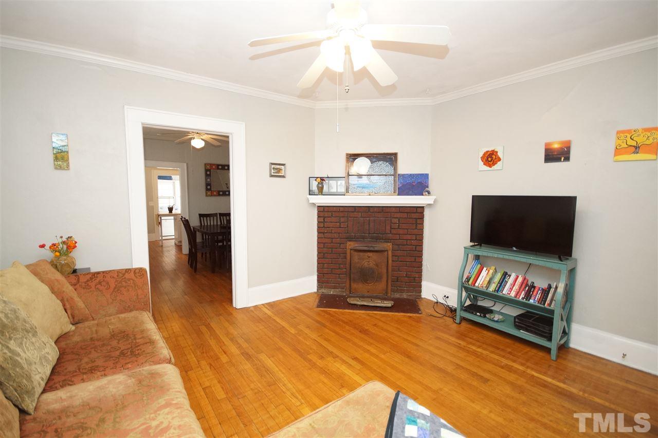 2925 Chapel Hill Road Durham, NC 27707 - Photo 3 of 25 Gallery Image 3
