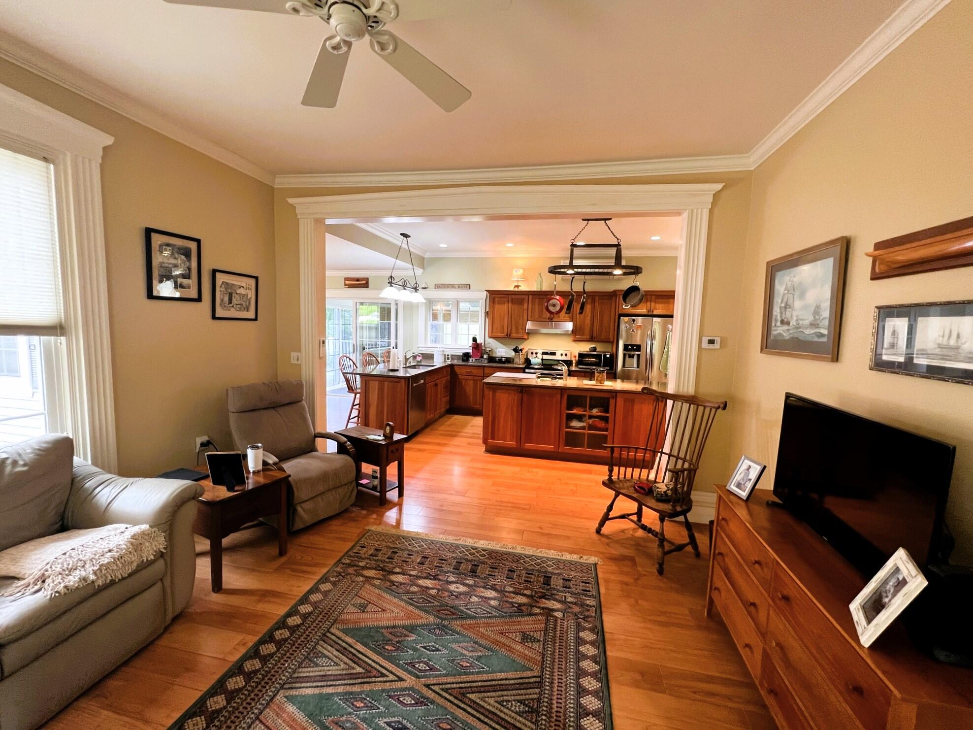 111 Friendship Road Waldoboro, ME 04572 - Photo 8 of 31 Living Room