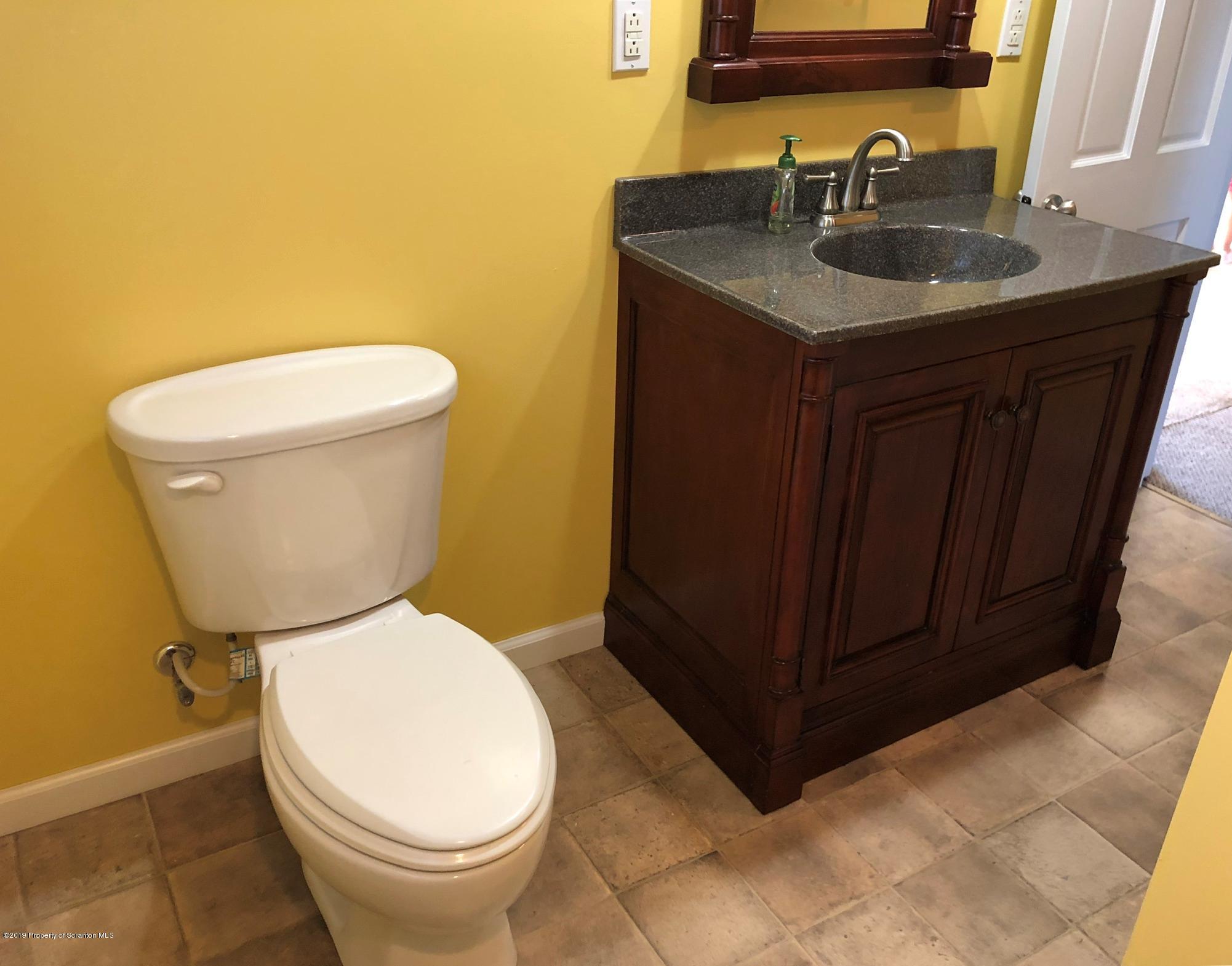 433 Rear Sanderson Avenue Throop, PA 18512 - Photo 20 of 36 Gallery Image 20